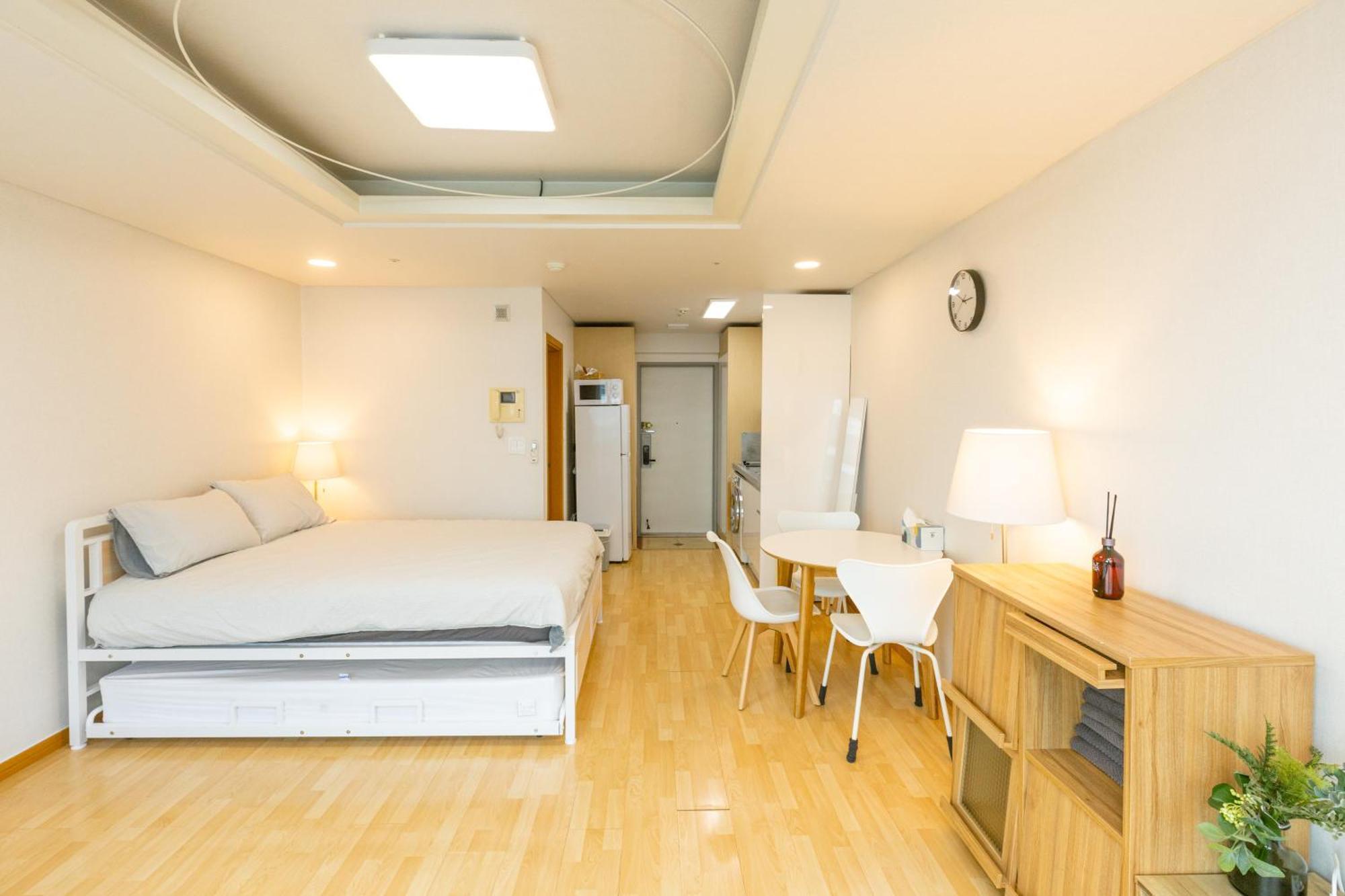 Jiny's Cozy Apartment *